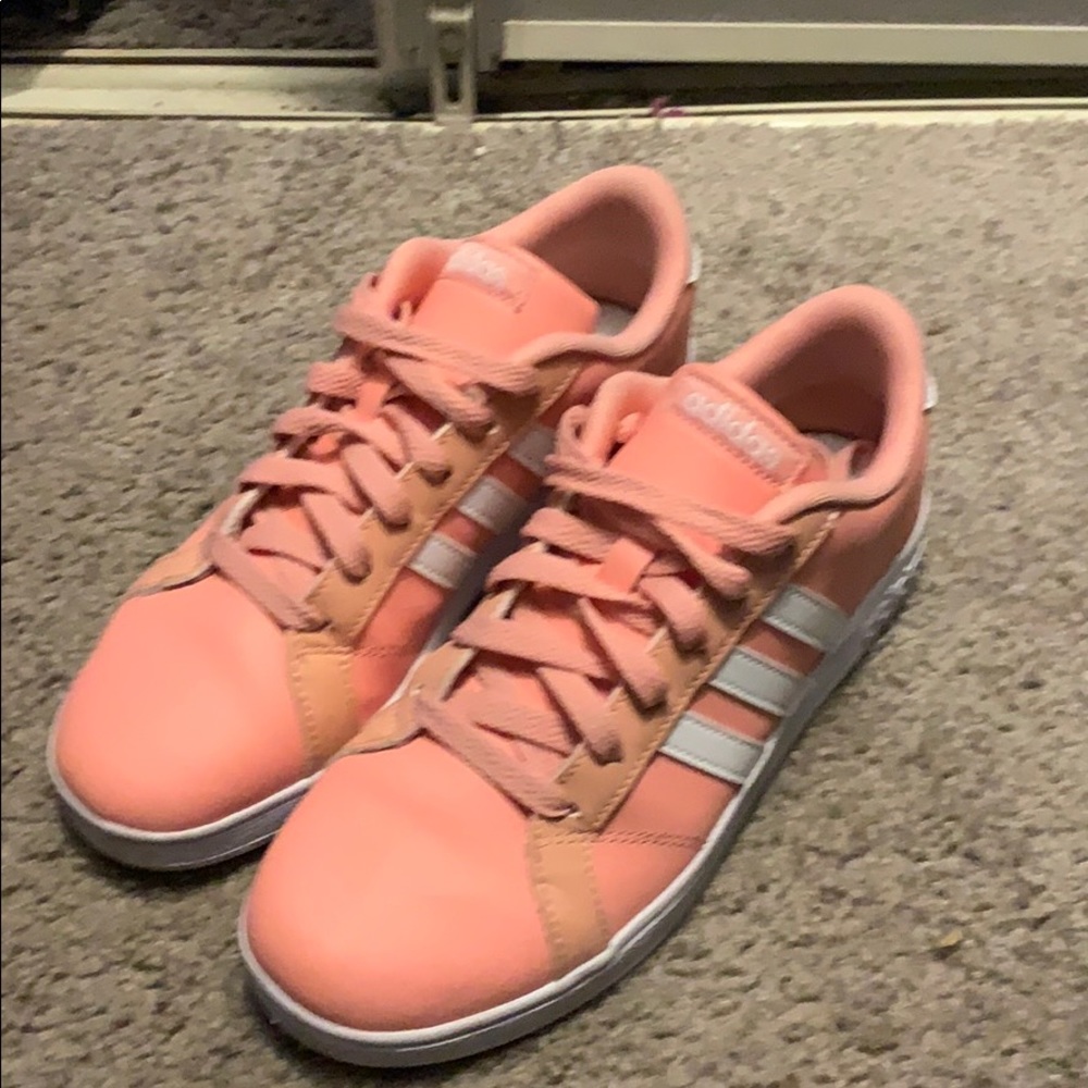 Women sneakers